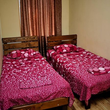 Hotel Rio クタイシ エクステリア 写真
