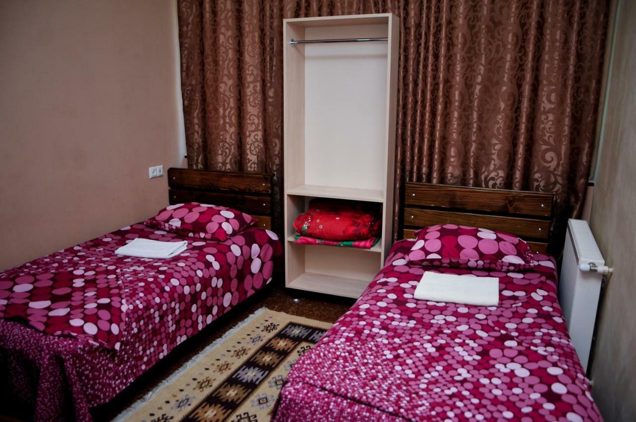 Hotel Rio クタイシ エクステリア 写真